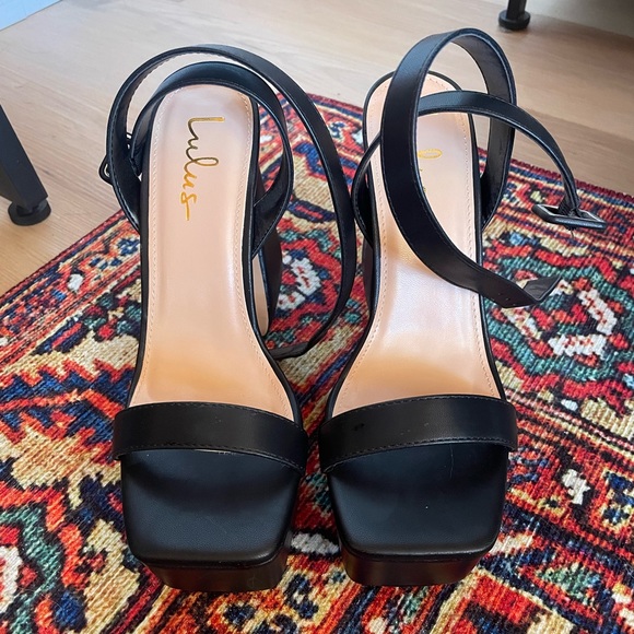 Lulus “Lorio Black Platform Square Toe Ankle Strap High Heel Sandals” - Picture 4 of 7